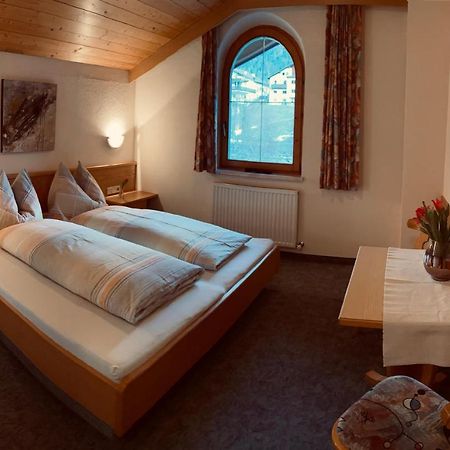Appartement Aparts Handle Und Haus Bergblick à Pfunds Extérieur photo