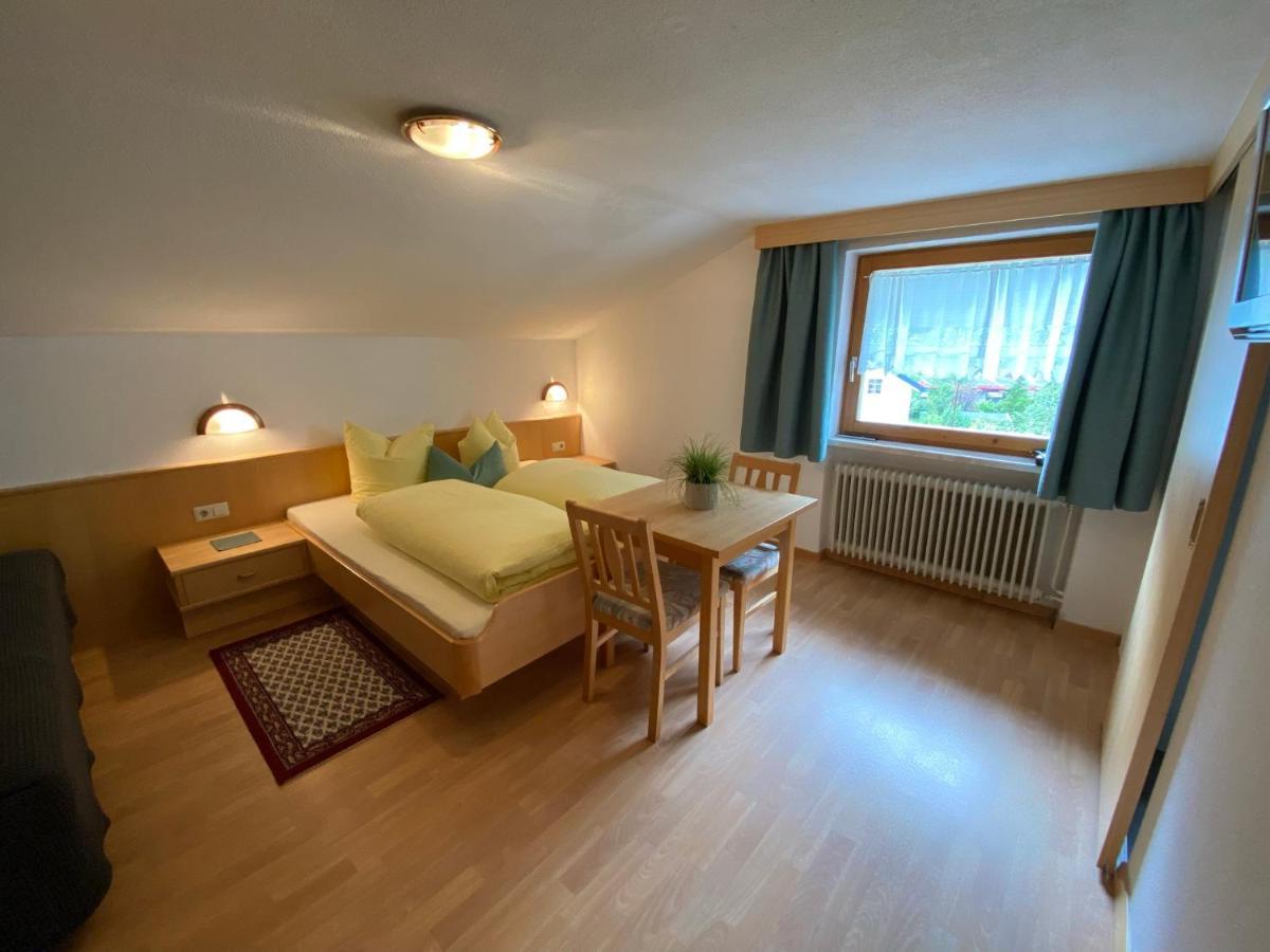 Appartement Aparts Handle Und Haus Bergblick à Pfunds Extérieur photo