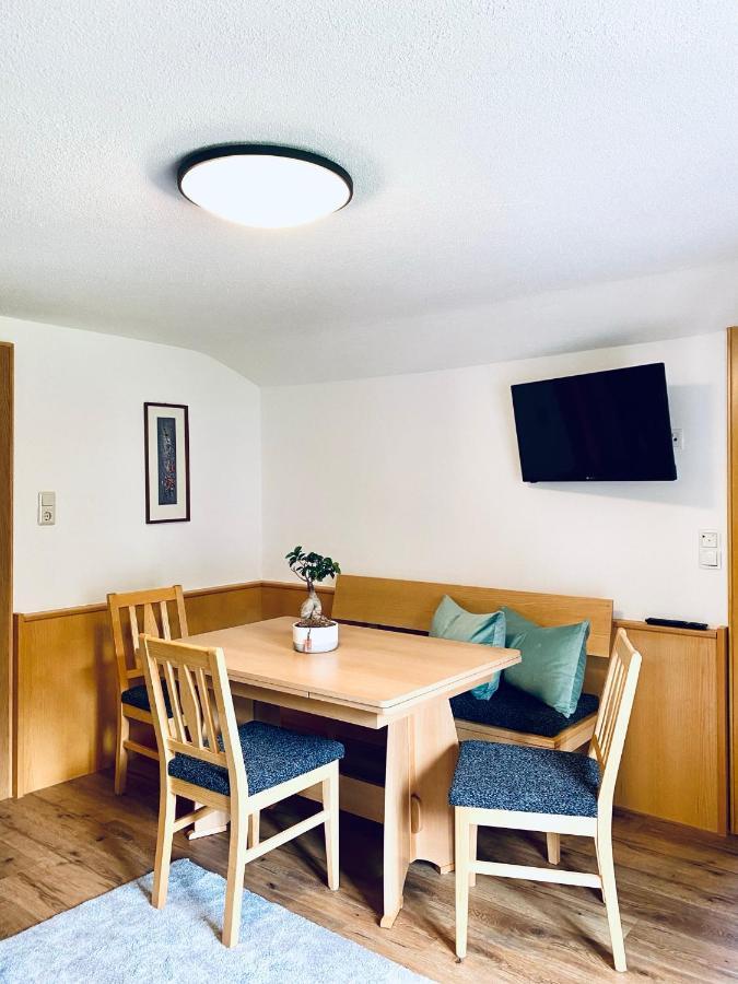 Appartement Aparts Handle Und Haus Bergblick à Pfunds Extérieur photo